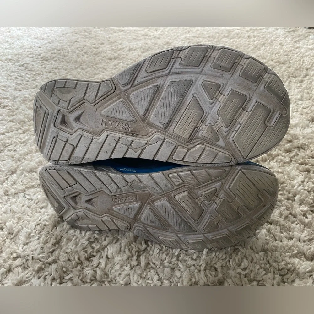 Mens Size 9.5 Hoka One One Arahi’s - Picture 3 of 4